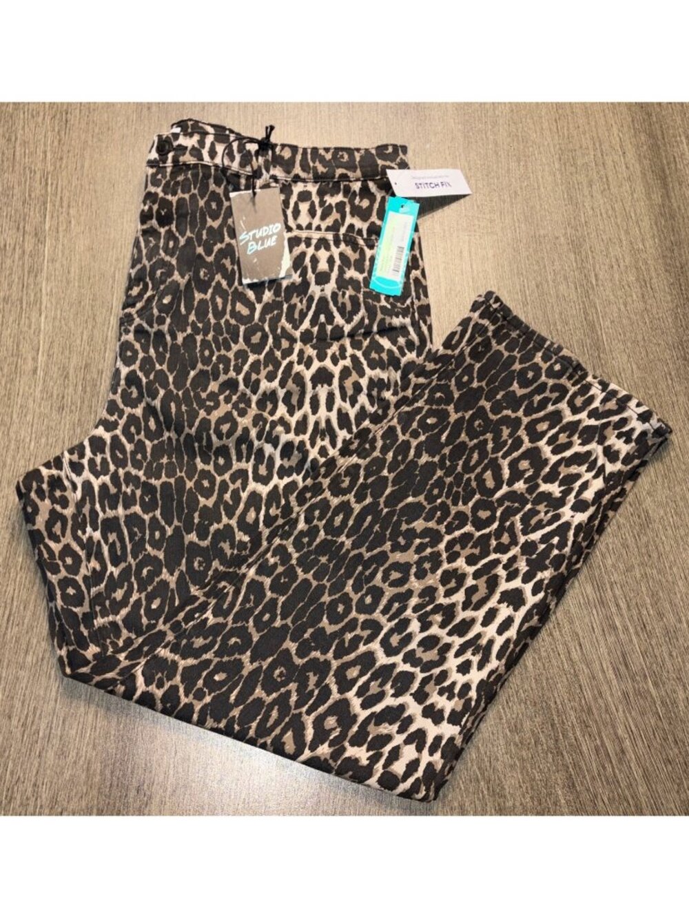 Studio Blue Women’s 20W High Rise Slim Straight Leg Jeans Leopard NWT